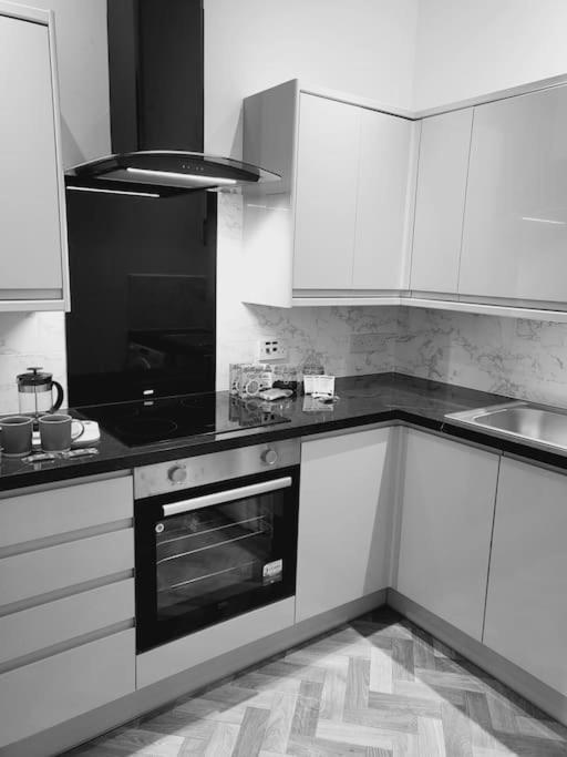 Ferienwohnung High Street, 2 Bed, Newly Refurb Royal Royal Leamington Spa Exterior foto